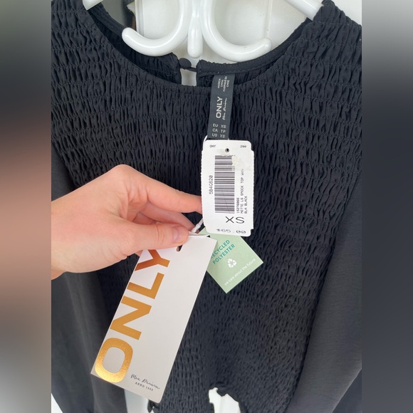 Puffy Long Sleeve Shirt - Picture 3 of 3